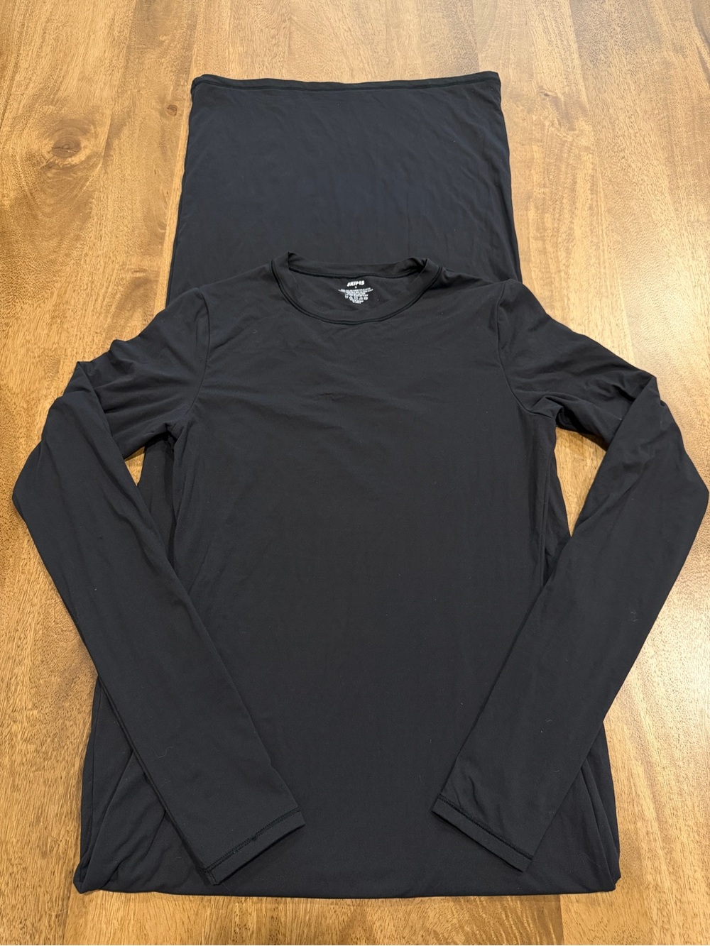 Skims fits everybody Black Long-Sleeve Crew Neck Dress